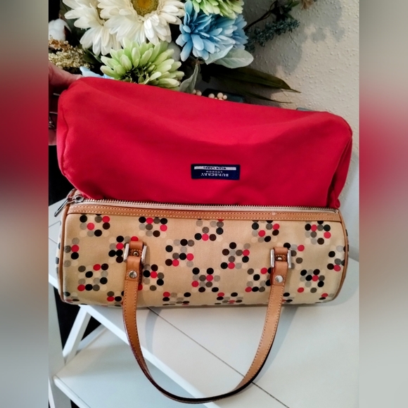 Burberry Blue Label Barrel Bag EUC - Picture 6 of 12